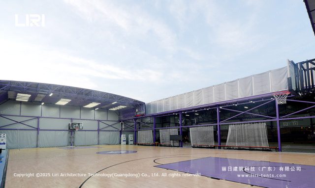 楼顶电动篮球场顶棚图片